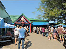 Colas de la Fábrica de Helados de Ben & Jerry's en Vermont