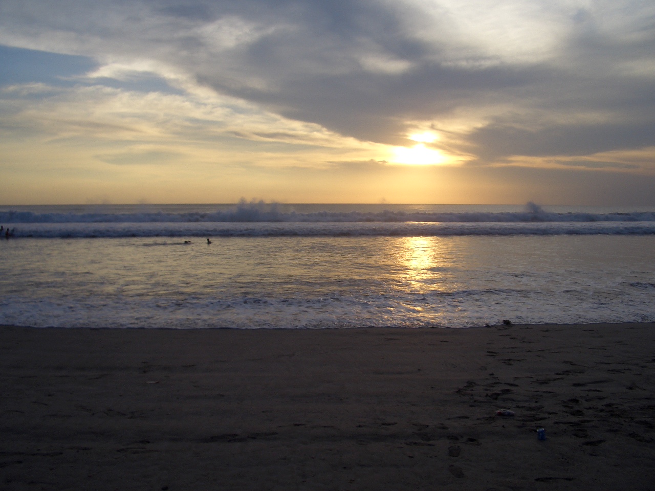 Informasi tentang PANTAI KUTA BALI yang Wajib anda Ketahui