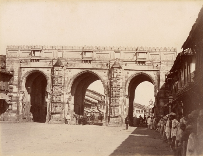 Teen Darwaza (Historical Gateway on East of Bhadra Fort), Ahmedabad, Gujarat, India | Rare & Old Vintage Photos (1880)