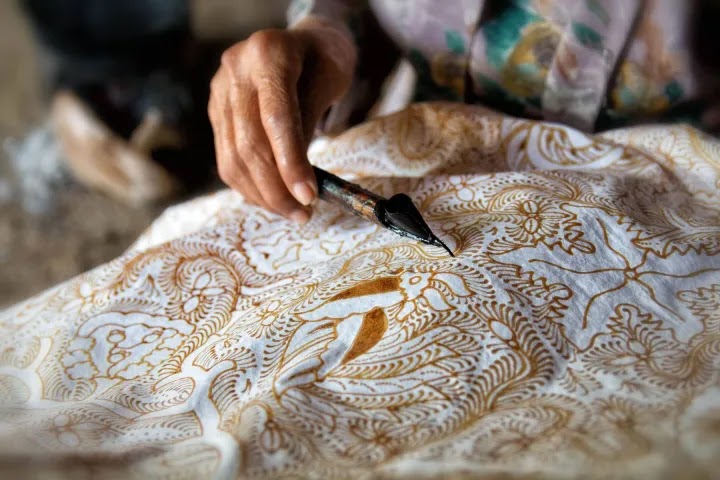 Sejarah Batik, Salah satu warisan Budaya Indonesia