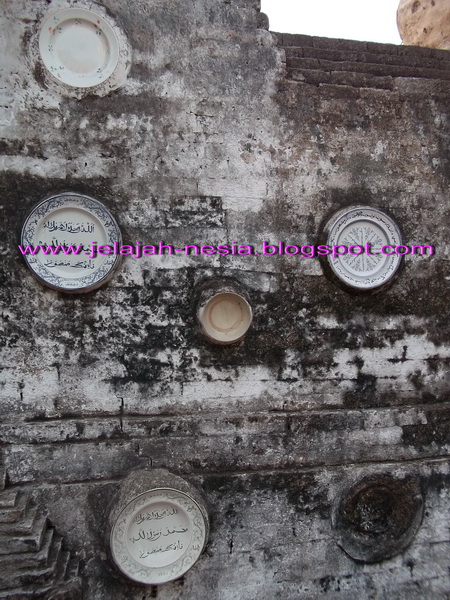 www jelajah nesia blogspot com Piring keramik Kuno Di 