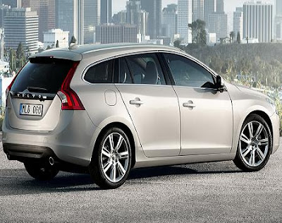 Volvo revealed 2011 Volvo V60 on Paris Motor Show