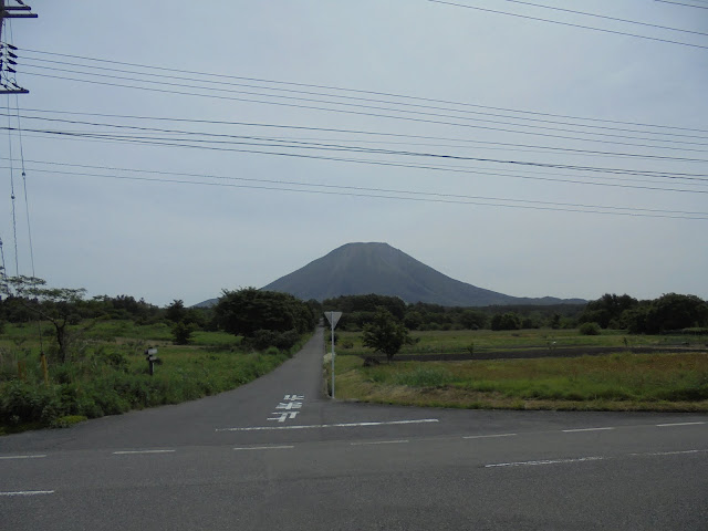 アイノピア入り口から見た大山の眺望