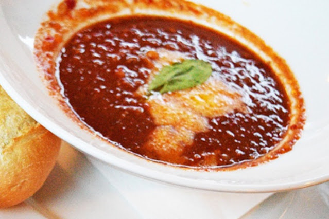 Tomatosoupa: A Traditional Greek Tomato Soup