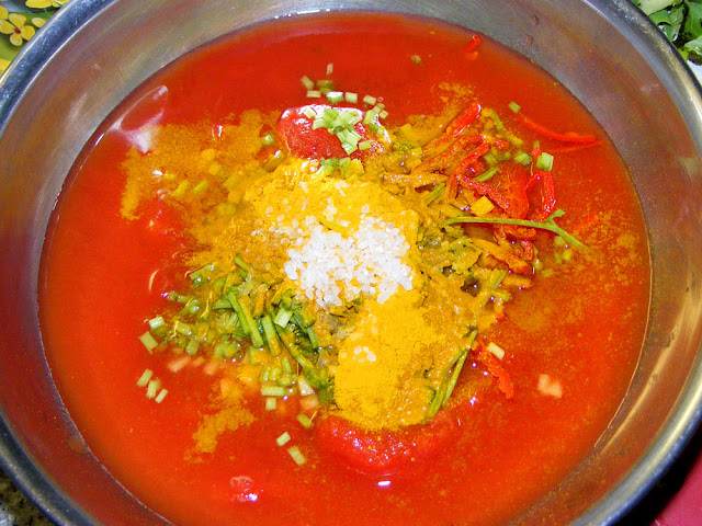 Tomato and spice mix for aloo gobi saag. Prepared and photographed by Susan Walter.