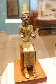 Kenan'ın yaratıcı baştanrısı El'in yaldızlı heykeli, İ.Ö. 1400-1200 Megiddo.