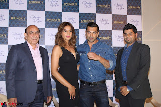 Bipasha Basu with Karan Singh 50.JPG