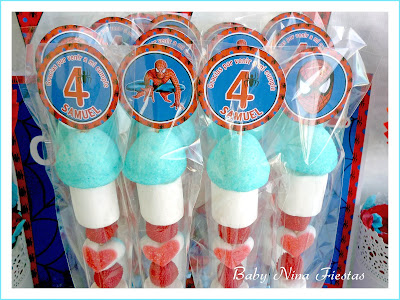 brochetas chuches spiderman