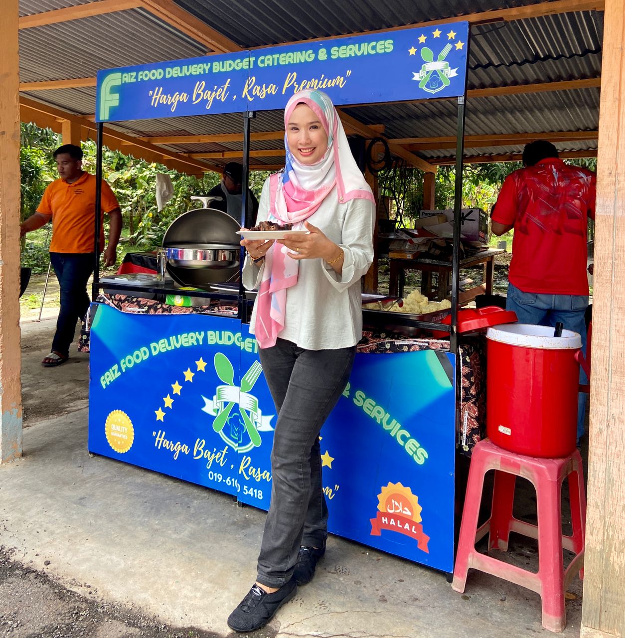 Sambutan Hari Raya dan Hari Jadi Dengan Kambing Golek di Kampung Jempol