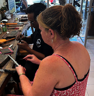 Unique Silver Making Class Ubud for Travelers