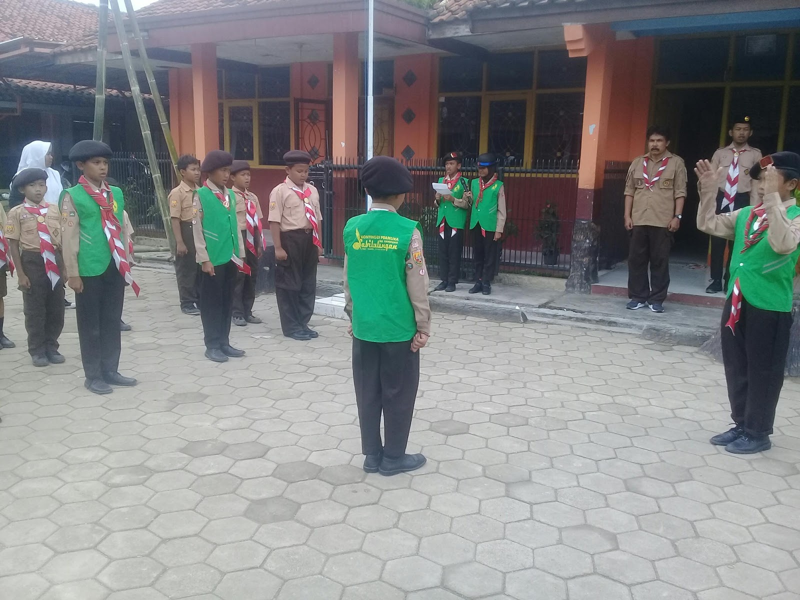 LATGAB DAN KEMAH BARENG DI PANGKALAN SDN CITUNGGUL KWARRAN MARGAASIH