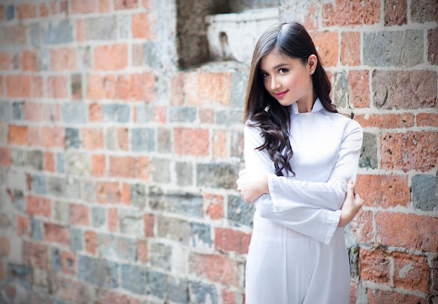 beautiful girl in ao dai 20000 ao-dai very-beautiful-girl-in-ao-dai very-pretty-girl-in-ao-dai very-beautiful-woamn-ao-dai girl-xinh-mac-ao-dai ao-dai-viet-nam