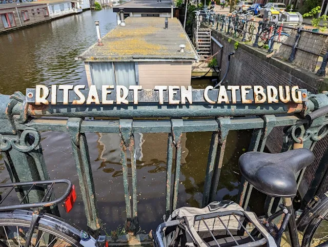 Art Deco sign on Ritsaert Ten Catebrug in Amsterdam