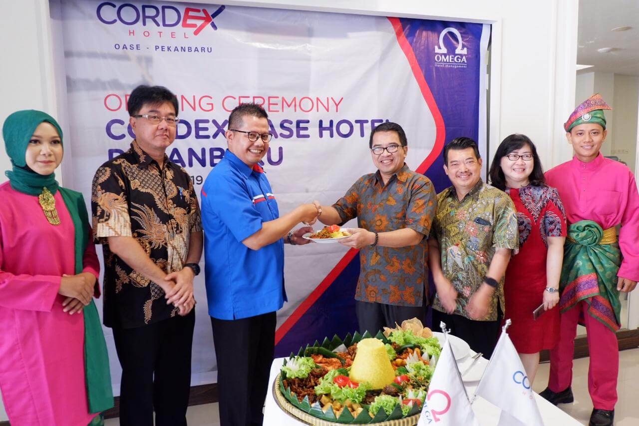 OHM MEMBUKA CORDEX OASE HOTEL PEKANBARU