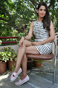 sonal chauhan latest glam pics-thumbnail-44