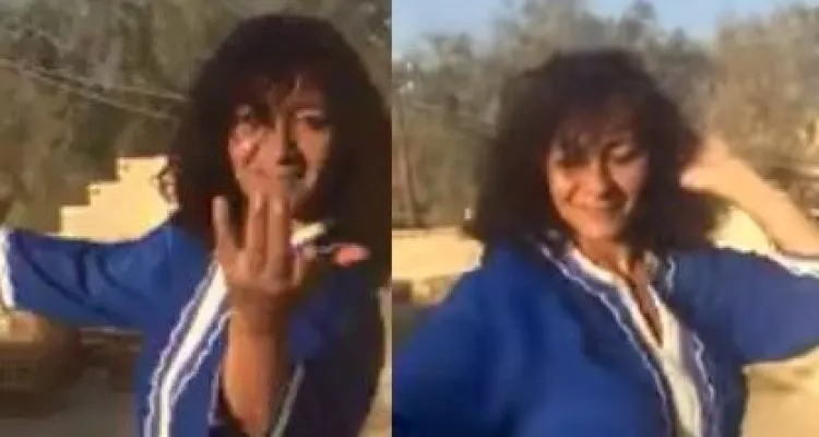 وكالة أخبار المرأة أحيلت أستاذة جامعية في مصر للتحقيق بعدما نشرت فيديو لها على موقع فيسبوك وهي "ترقص" . وتداول مستخدمو موقع فيسبوك ذلك المقطع المصور للدكتورة منى برنس، أستاذة الأدب الإنجليزي بجامعة السويس، وهي ترقص رقصا شرقيا، إلى جانب صورة لها بالبكيني. وأثار المقطع جدلا واسعا في مصر، حيث تسود الأعراف والتقاليد المحافظة بشكل عام. ورغم خشيتها من الطرد من وظيفتها، وصفت برنس الفيديو بأنه "حرية شخصية". وفي 2013، حُولت برنس للتحقيق الإداري في مزاعم تتعلق بالتطاول على الإسلام. وفي تصريحات لبي بي سي، قالت منى سابا، عميدة كلية الآداب التي تعمل بها برنس، إن برنس "لم تحترم التقاليد وقيم الجامعة." وأضافت: "تخضع (برنس) الآن للتحقيق في قضايا أخرى تتعلق بالانضباط والحضور، ونتائج امتحانات طلابها." وشددت وزارة التعليم العالي على "ضرورة احترام أخلاقيات وقيم العمل الجامعي باعتبار أن السمعة الحسنة أساس لتعيين أساتذة الجامعات، كما أنها أساس لاستمرارهم في العمل".  لكن برنس دافعت عن تصرفها قائلة إنها تمثل "مسألة حرية شخصية لا تضر أحدا". ودعت المجتمع إلى الاهتمام بمناقشة قضايا أكثر إلحاحا كالصحة والتعليم، بدلا من قضية "مواطنة عادية ترقص في منزلها". وقالت برنس في صفحتها على فيسبوك إن بعض هذه الاتهامات تتعلق بقضايا "إدارية بحتة" في جامعتها. وأشارت إلى أنها ستدرس كل الخيارات المتاحة أمامها. وشددت على أنها لن تتوقف "عن الضحك، والرقص، والغناء، والكتابة." وأثار الفيديو موجة انتقادات شديدة على مواقع التواصل الاجتماعي. وقال المستخدم "حسن ضوي مكي" على فيسبوك: "السلوك والأخلاق والحرية علاقات سببية مترابطة. كيف أقبل لابنى أو ابنتى أن تكون هذه قدوته، وتدرس له أو لها." وقال آخرون إنهم كانوا يتوقعون أن تتصرف برنس وفق الأعراف والتقاليد المصرية. لكن آخرين دافعوا عنها، واعتبروا أن الهجوم عليها سببه سيطرة الفكر المتشدد على المجتمع. وقال المستخدم أكرم لبيب على فيسبوك: "الفكر السلفي والإخواني هو المسيطر علي عقول المصرين، ولازم (يجب) محاربة هذا الفكر بشتى الطرق." كانت برنس قد أعلنت ترشحها للانتخابات الرئاسية عام 2012. لكن سرعان ما انسحبت بسبب "غياب الضمانات التي تحول دون إنتاج النظام السابق"، بحسب تصريح لها، في إشارة إلى نظام مبارك. وفي 2013، حُولت برنس للتحقيق الإداري في تهم تتعلق بـ "التطاول على الإسلام"، وفق ما ذكرته صحيفة "الأهرام" الرسمية.