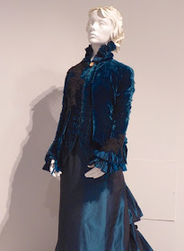 Lucille Sharpe costumes Crimson Peak