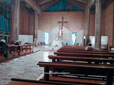 Le messe con popolo sono sospese allora Sant'Alessandro organizza l'Adorazione