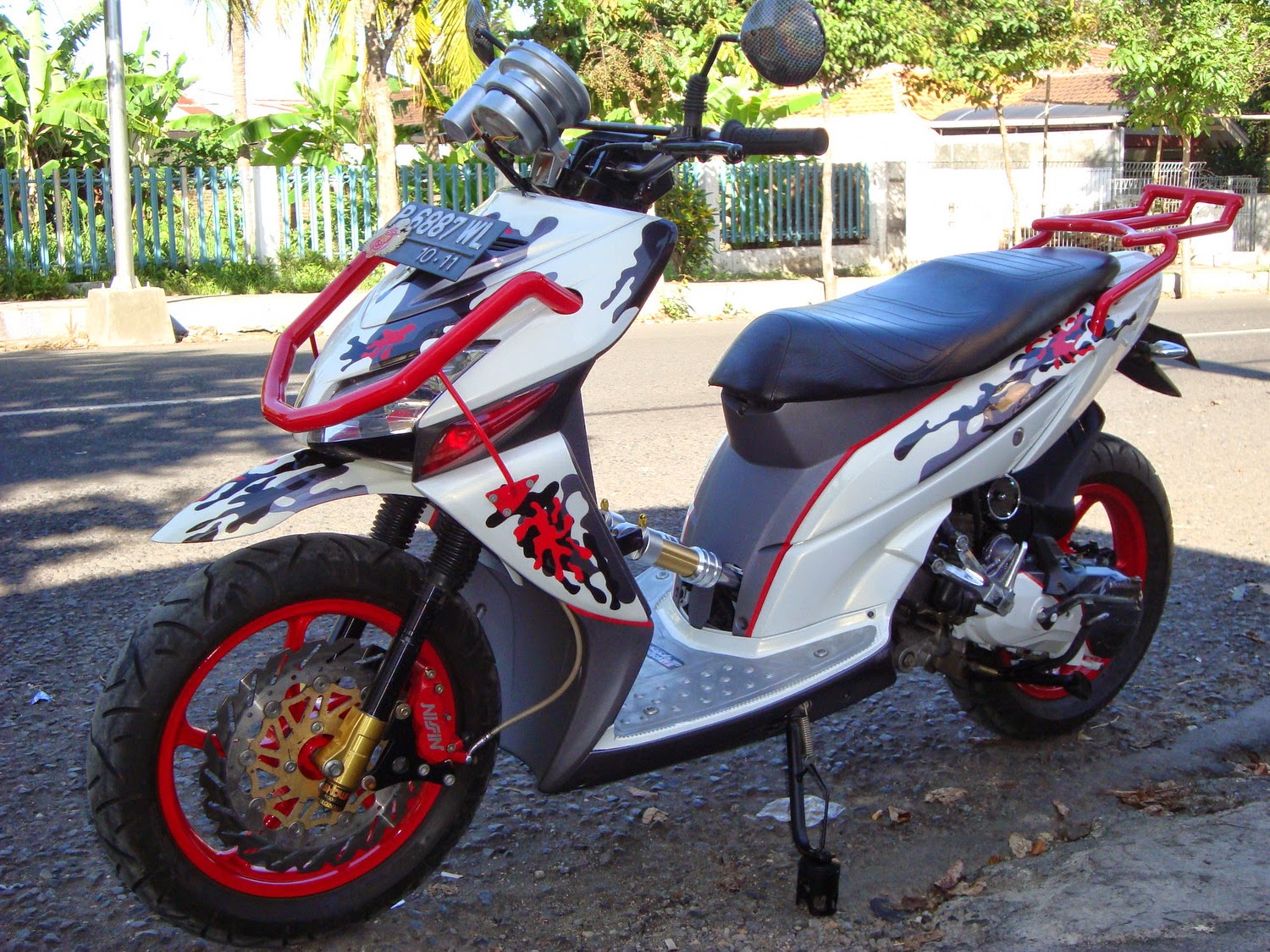 99 Gambar  Motor  Modifikasi Honda Beat  Fi Terkeren Gubuk 