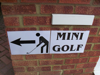 Minigolf in East Finchley, London