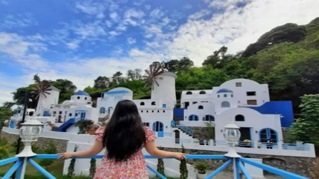 Santorini Wow Sarae Hills Bandung