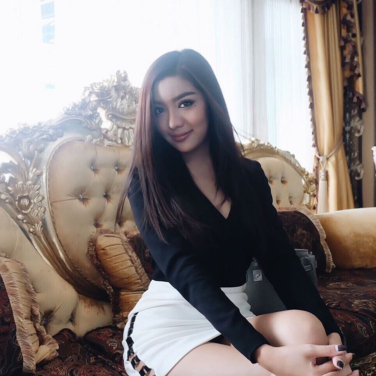Nong Ploy Picyanan the most thailand beautiful transgender instagram photos