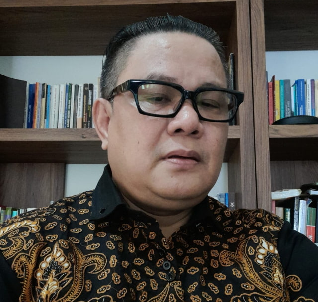 Implikasi Putusan MKMK, Dr. Mangaranap Sirait : "Jika Ketua MK dan Hakim Terbukti Melanggar Etik, Pencalonan Cawapres Gibran Tidak Sah, dan Perkara Diperiksa Kembali Oleh Hakim MK yang Berbeda"