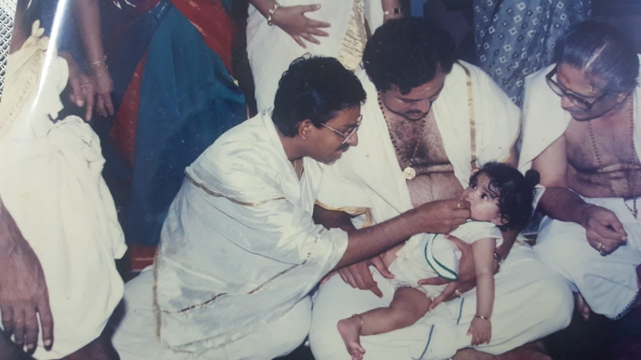 South Indian Actress Keerthy Suresh Childhood Pic with her Father G. Suresh Kumar | South Indian Actress Keerthy Suresh Childhood Photos | Real-Life Photos