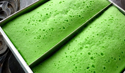 Resep Membuat Bolu Kukus Pandan Lembut dan Enak