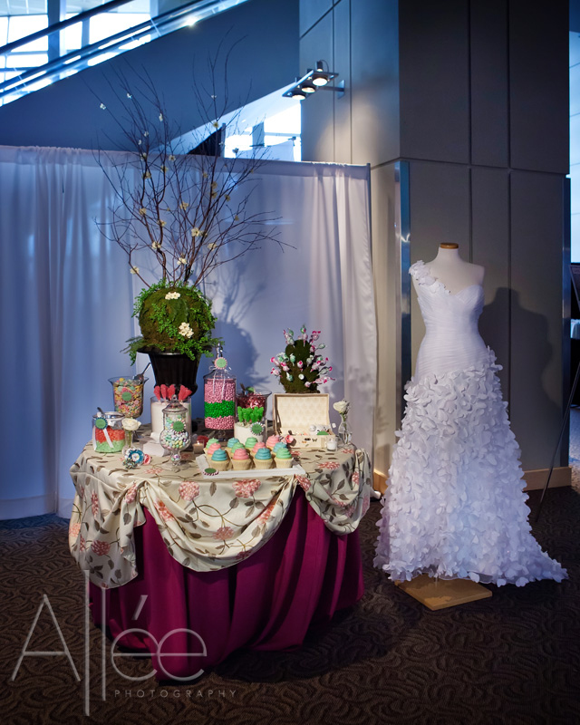  in to your wedding theme Here's our Love In Bloom candy station display 