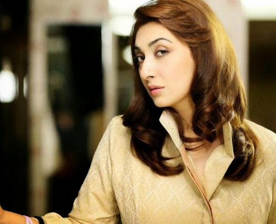 Ayesha Khan HD Wallpapers Free Download