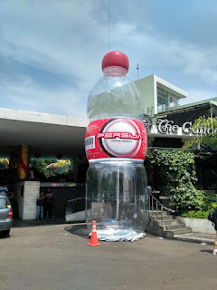 Jual Balon Karakter Botol dan Produksi Balon Botol Karakter, Balon Produk, Balon Botol, Balon Karakter Produk untuk media periklanan Anda, pameran dagang dan promosi dengan berbagai jenis, bentuk dan ukuran Whatsapp 085774631992.