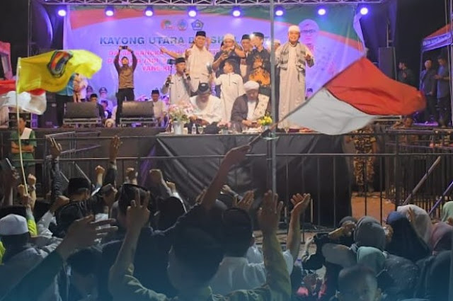 Ribuan Masyarakat dan Bupati Hadiri Acara Kayong Utara Bersholawat