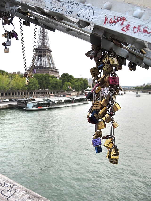 Ik ging eens naar Parijs - de EiffelToren en wat persoonlijke ontboezemingen ....
