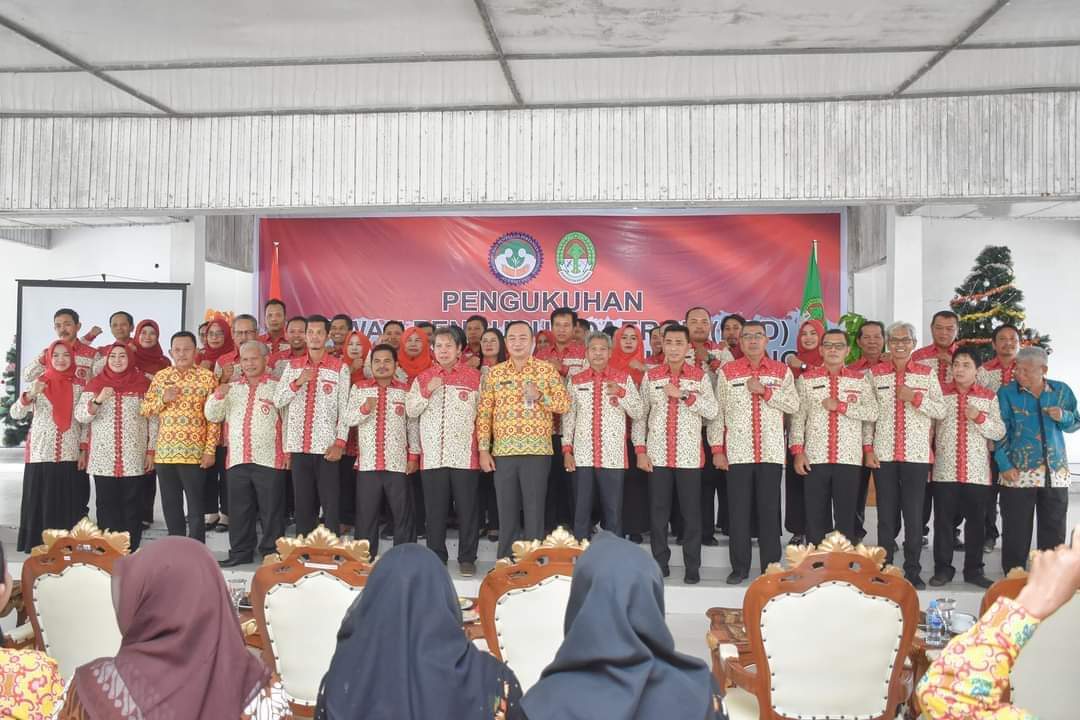 Foto: Pelantikan DPD PERHIPTANI (Perhimpunan Penyuluh Pertanian Indonesia) Kabupaten Ketapang. (Prokopim Pemkab Ketapang/Borneotribun)