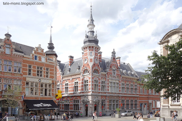 Ancien hôtel des postes de Louvain 旧ルーヴァン郵便局