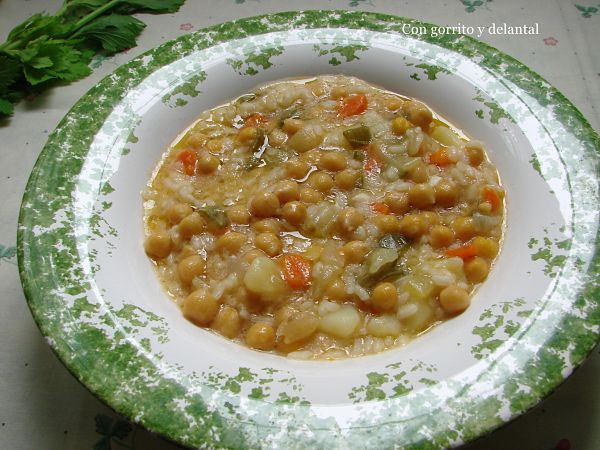 potaje-de-garbanzos-verduras-con-gorrito-y-delantal