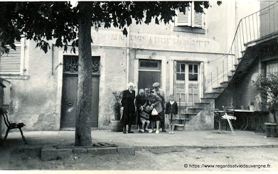 Photo ancienne d'Auvergne : lieux divers.