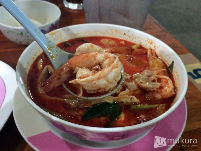 ป้ารวยปูเป็น ร้านอาหาร หัวหิน