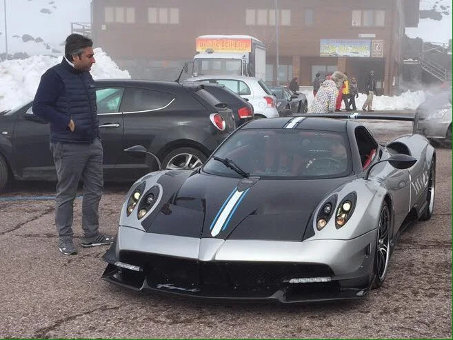 Pagani Huayra BC cháy hàng trước ngày ra mắt