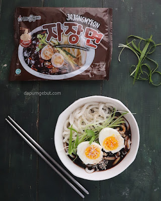 jajangmyeon mujigae