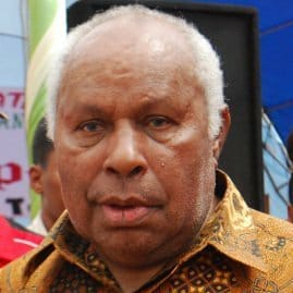 PRESIDEN WENDA: West Papua BERDUKA ATAS HILANGNYA PEJUANG KEMERDEKAAN TOM BEANAL