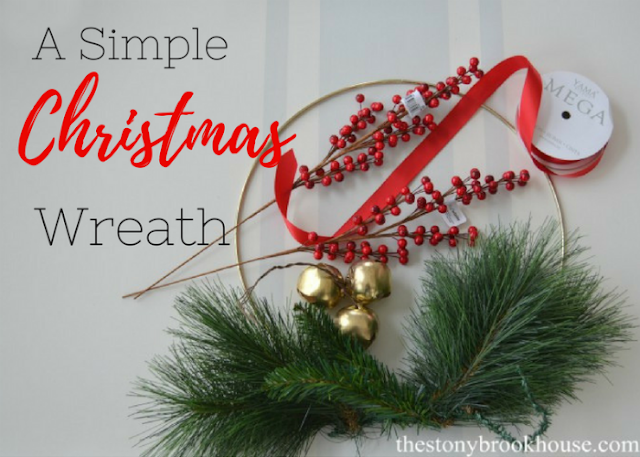 An Easy 10 Minute Christmas Wreath