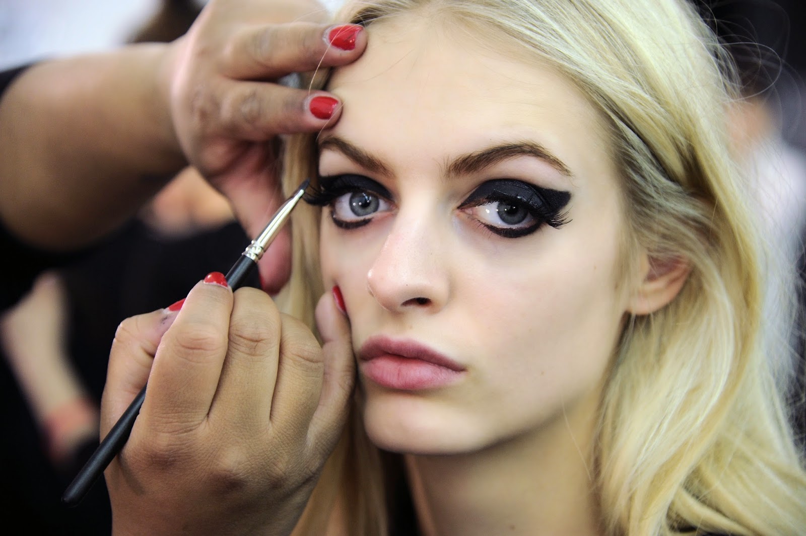 7 Makeup Tips Untuk Mempercantik Riasan Wajah Anda