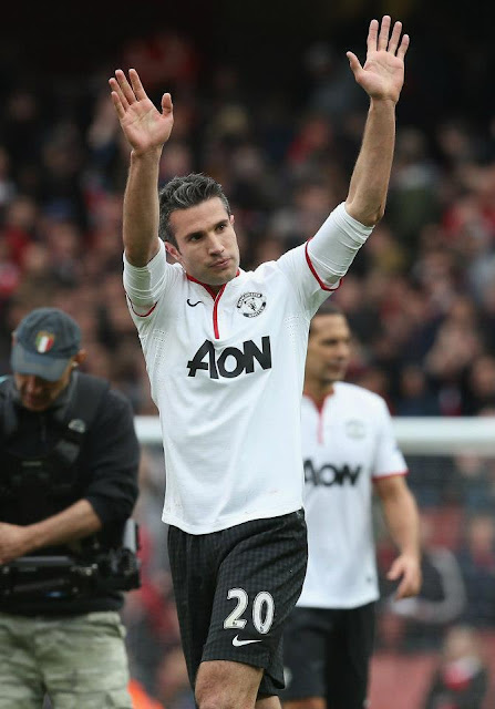 Highlights of RvP's return to the Emirates as a Champion