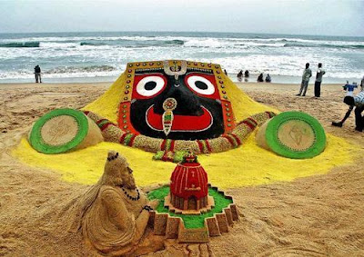 puri-beach-sand-art