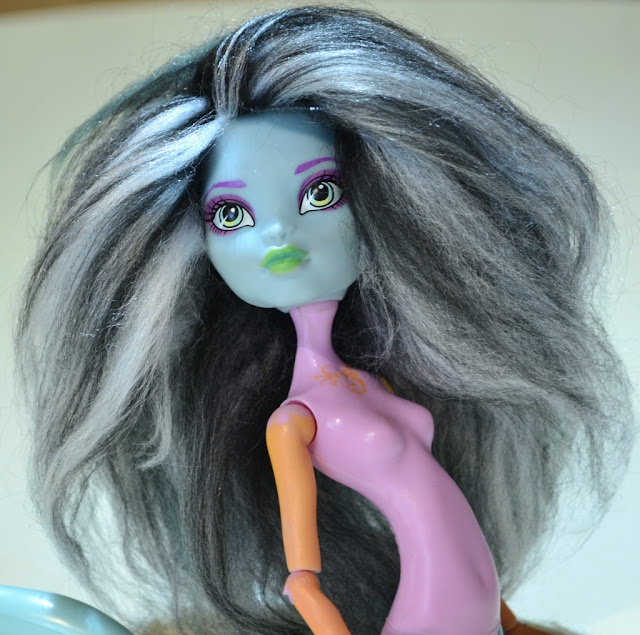Monster High Wig (made from acrylic yarn, incorporating wefts made from waste acrylic yarn) 