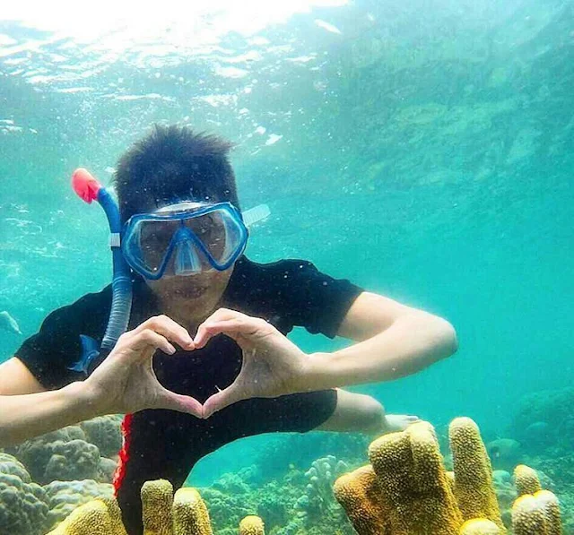 foto snorkeling di gili labak