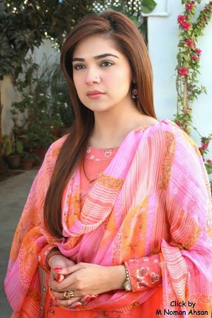 Pakistani Actress Natasha Ali Cute Photos-Hd Wallpapers-Natasha Ali Best Images Gallery 2014