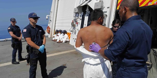 Detienen un barco con 5.5 toneladas de cocaína rumbo a España